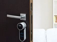 serrure connectee entr vachette à Montpellier